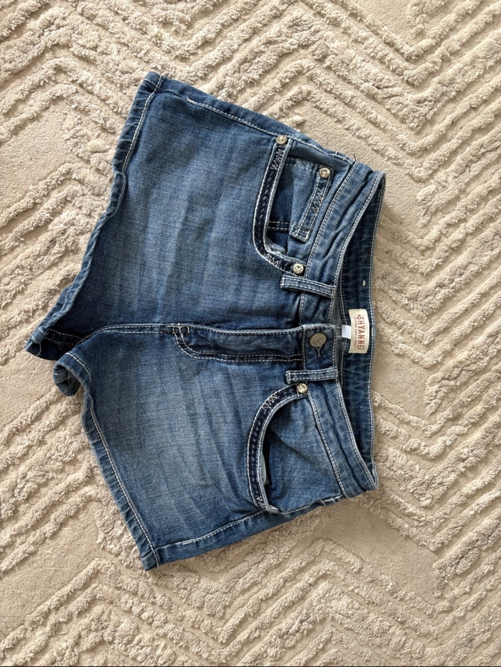 Shyanne women’s shorts